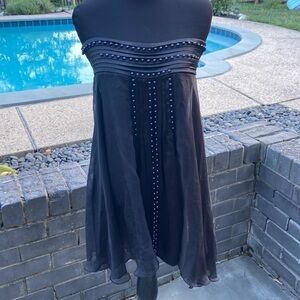 Lelo Black Sheer top NWT with front slit and pearl accents Small